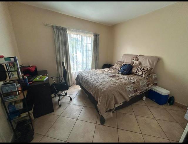 2 BEDROOM PROPERTY TO RENT IN SUMMERFIELDS ESTATE